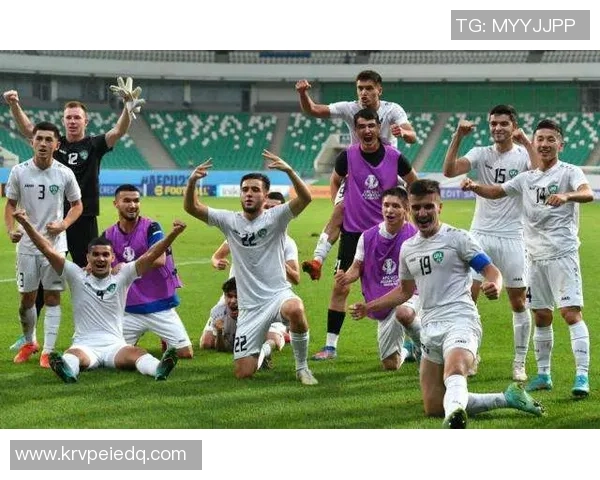 武汉足球队荣登足球状态排行榜首位展现强劲实力与团队精神