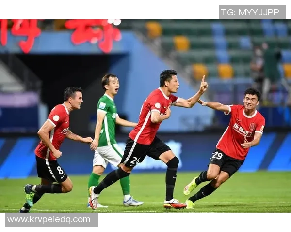 成都足球队与西安足球队赛后分析力量对比与战术总结